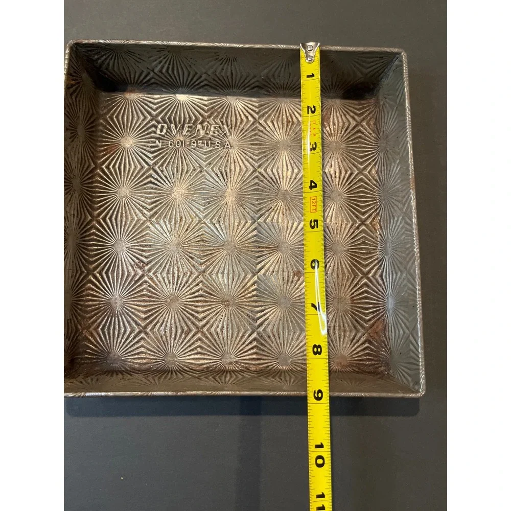 Vintage Ovenex N-601-9 Square Cake Pan 9 Inch Starburst Pattern Tin USA Bakeware